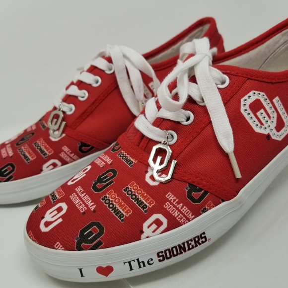 ou tennis shoes